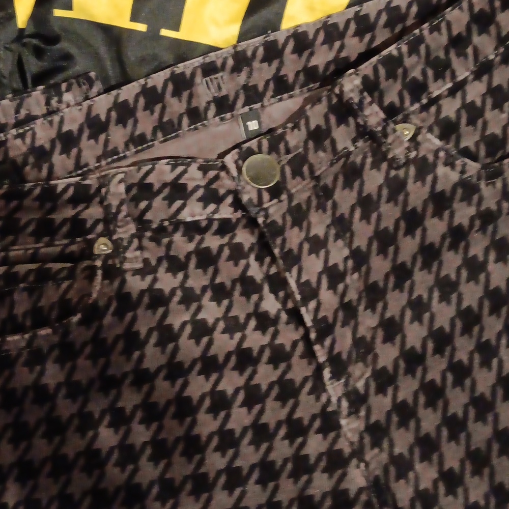 Kut from The Kloth Houndstooth Corduroy Pants - Picture 3 of 11